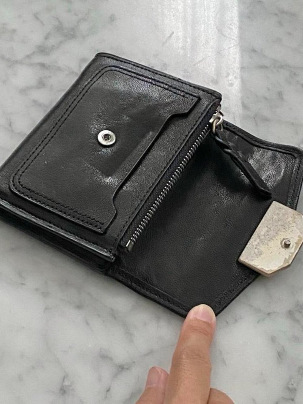 rag & bone Field French Black Pebbled Leather Wallet - Picture 2 of 5